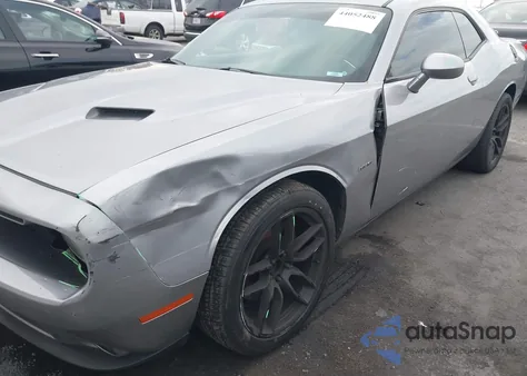 2018 Dodge Challenger R/T из США, поврежденный, VIN 2C3CDZBT2JH241136
